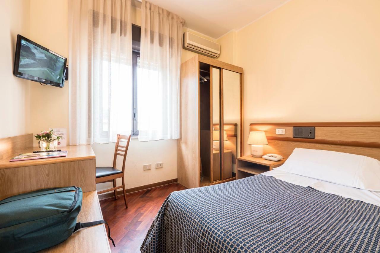 Hotel Vega Perugia Esterno foto